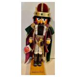 Steinbach Queen Guinevere and Tchaikovskys Prince Nutcrackers