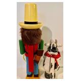2 Nifty Nutcrackers