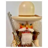 Holzkunst Christian Ulbricht Buffalo Bill Nutcracker