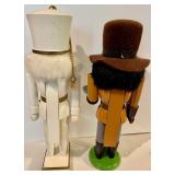 2 Erzgebirge Nutcrackers