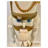 2 Erzgebirge Nutcrackers