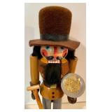 2 Erzgebirge Nutcrackers