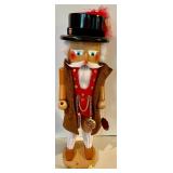 2 Steinbach Nutcrackers