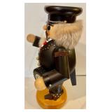 Delightful Erzgebirge Nutcracker