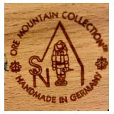 Erzgebirge "One Mountain Collection" Nutcracker