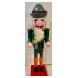 3 Nutcrackers