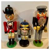 3 Nutcrackers