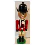 3 Nutcrackers