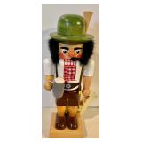3 Holzkunst Nutcrackers