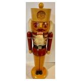 3 Nutcrackers