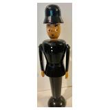 6 Fine Figurines