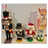 4 Erzgebirge Nutcrackers