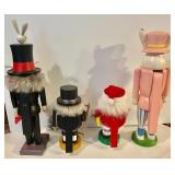 4 Erzgebirge Nutcrackers