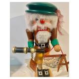 2 Holzkunst Nutcrackers