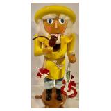 3 Nutcrackers