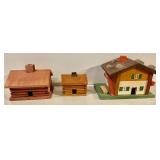 3 Wooden House Smokers