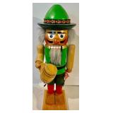 3 Nutcrackers