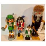 4 Nutcrackers