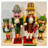 4 Nutcrackers