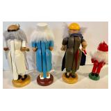 4 Small Nutcrackers
