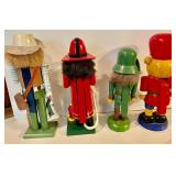 4 Nutcrackers