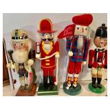 4 Nutcrackers