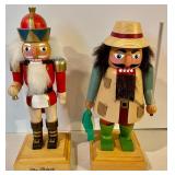 2 International Nutcracker Collection Nutcrackers