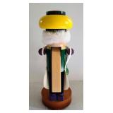 Chemist Nutcracker