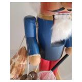 Steinbach Nutcracker w/ Seashells