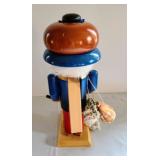 Steinbach Nutcracker w/ Seashells