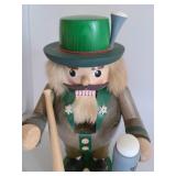 Erzgebrigische Alphorn Nutcracker