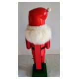 Erzgebirge Santa Musicbox Nutcracker