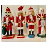 4 Nutcrackers