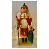 3 Nutcrackers