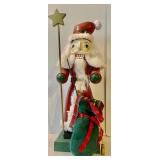 4 Nifty Nutcrackers