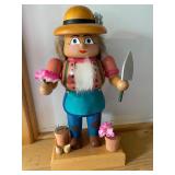 Neat Nutcracker