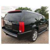 2008 Cadillac Escalade ESV - FULLY LOADED