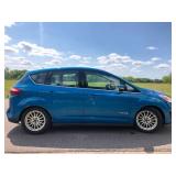 2013 Ford C-Max SEL Hybrid - LOADED