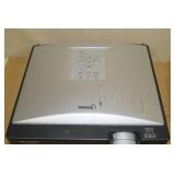 2 Video Projectors