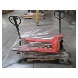 Pallet of 2 Standard Metal Pallet Jacks 2765804