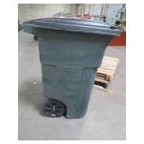 Toter 64 Gal. Greenstone Trash Can with Wheels and Attached Lid - Missing Wheel Cap or "C" Clip for Wheel.