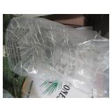 WHOLESALE MIXED PALLET OF MISCELLANEOUS CHRISTMAS AND FALL DECORATIONS!