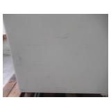 Hotpoint 15.6 cu. ft. Top Freezer Refrigerator in White HPS16BTNLWW