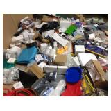 Pallet of assorted housewares, home decor (review all pictures)