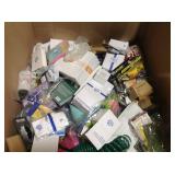 Pallet of assorted housewares, home decor (review all pictures)