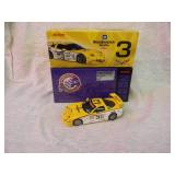 ACTION 100285 1/43 SCALE 2000 CORVETTE C5-R #3 GM GOODWRENCH SERVICE PLUS - 1 OF 2,352 - IN BOX! - AWESOME! - GREAT PIECE! - SEE PICTURES!