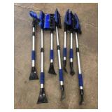 Mixed lot of snow windshield scraper - mixed condition - see pictures
