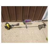 John Deere weed trimmer. Nice condition. Tested & works. As shown.