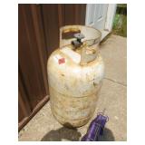 30lb LP tank. As shown.