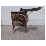 Antique New-Idea Corn Sheller